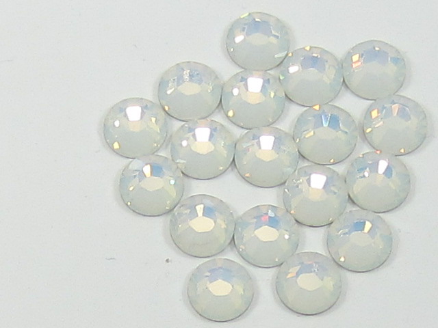 72 pcs. 20ss WHITE OPAL STAR BRIGHT FLATBACK Rhinestones